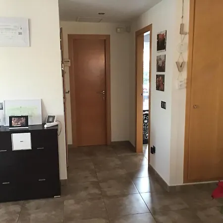 Double With Shared Bathroom And Shared Communal Areas R4 Nocleg ze śniadaniem *
