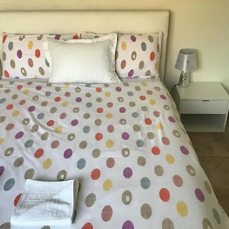 Double With Shared Bathroom And Shared Communal Areas R4 * L'Alfas del Pi