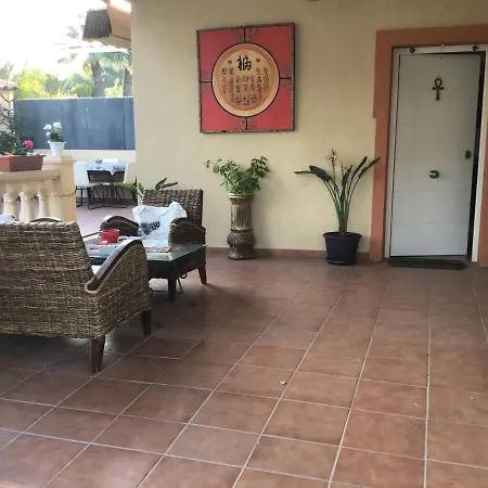 Double With Shared Bathroom And Shared Communal Areas R4